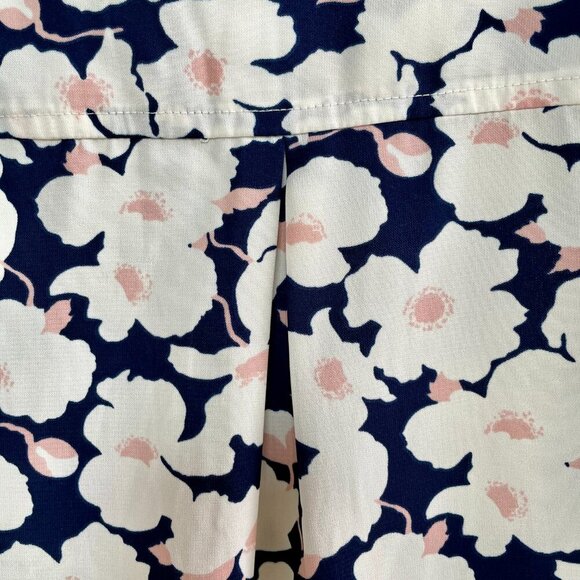 Skies Are Blue Kaulin Relaxed Floral Button Down Top White Blush Navy Print | PL - Picture 13 of 16